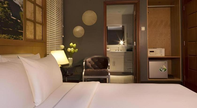 The White Hotel 8A Thai Van Lung Ho Chi Minh Zewnętrze zdjęcie