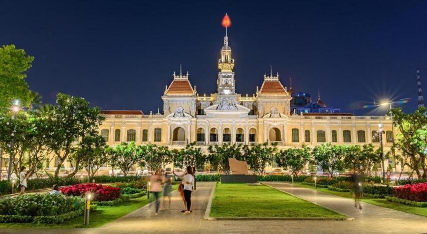 The White Hotel 8A Thai Van Lung Ho Chi Minh Zewnętrze zdjęcie